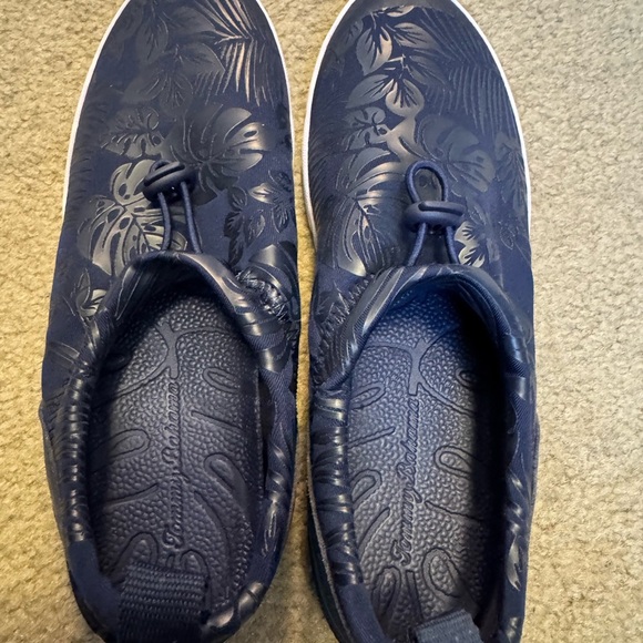 Tommy Bahama Blue Slip-On Shoes - Picture 2 of 3